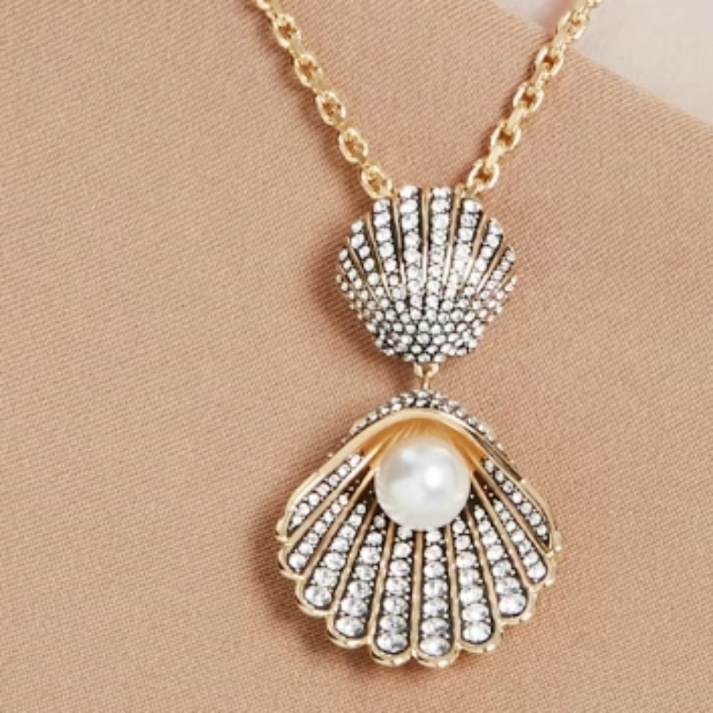🦋 Swarovski shells & pearl necklace Mixed cuts, Shell, White, Gold